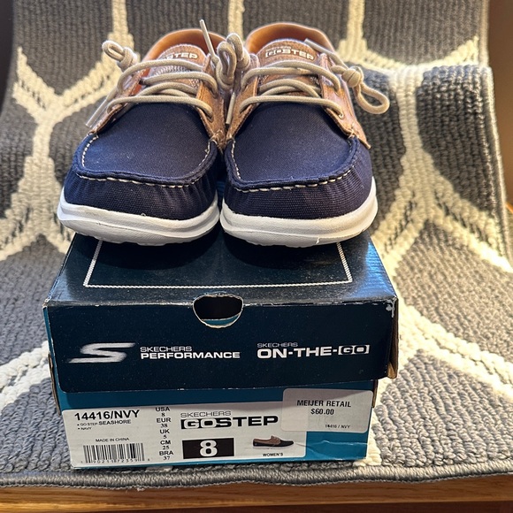Skechers Navy and Brown Casual Shoes - Picture 4 of 4